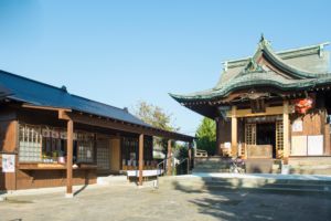 別所琴平神社境内